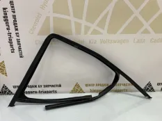 Уплотнитель двери Skoda Fabia 2013 5J0837431 2 5J2 РЕСТАЙЛИНГ (CBZD) CBZDD04150, передний правый