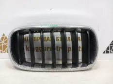 Решетка радиатора BMW X5 2013-2018 7316076 F15, правая