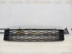 Решетка бампера Skoda Octavia 2017-2020 5E0853677J A7 5E3 РЕСТАЙЛИНГ, передняя