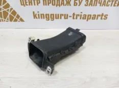 Воздуховод охлаждения тормозов BMW 3 2018-2022 51747422280 G20, правый