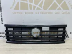Решетка радиатора Volkswagen Touareg 2018-2022 760853653B 3 CR7