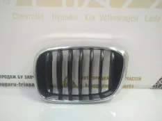 Решетка радиатора BMW X3 2017-2021 7478669 G01 ДО РЕСТАЙЛИНГ, левая