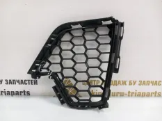 Решетка бампера BMW X5 M 2018-2022 51118069916 F95, передняя правая