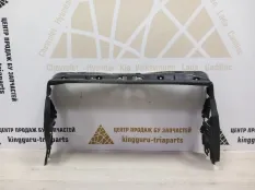 Дефлектор радиатора верхний BMW X5 2019-2023 51747421675 G05