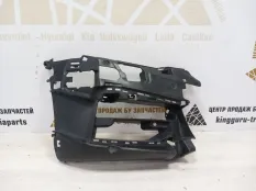 Кронштейн бампера BMW 5 2017-2020 51118064968 G30 M-PACK ДО РЕСТАЙЛИНГ, передний правый