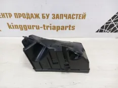 Корпус блока предохранителей нижний часть Volkswagen Tiguan 2016-2020 5Q0907361G 2 AD1 ДО РЕСТАЙЛИНГ