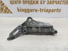 Кронштейн двигателя Skoda Fabia 2013 03F199275C 2 5J2 РЕСТАЙЛИНГ (CBZD) CBZDD04150