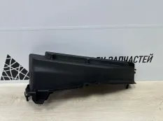 Кронштейн полки багажника Skoda Octavia 2014 5E5867761 A7 5E3 ДО РЕСТАЙЛИНГ CHPA 1.4, левый