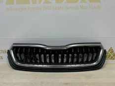 Решетка радиатора Skoda Rapid 2020-2022 60U853668 2 NK6