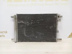 Радиатор кондиционера Skoda Octavia 2017-2020 5Q0816411BG A7 5E3 РЕСТАЙЛИНГ