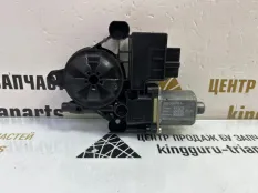 Мотор стеклоподъемника Skoda Octavia 2014 5Q0959811 A7 5E3 ДО РЕСТАЙЛИНГ CHPA 1.4, задний левый