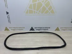 Уплотнитель двери Skoda Octavia 2014 5E0867366B A7 5E3 ДО РЕСТАЙЛИНГ CHPA 1.4, передний правый