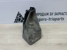 Кронштейн двигателя BMW X5 2019-2023 22116884475 G05, левый