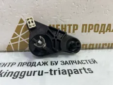 Кронштейн МКПП Skoda Fabia 2013 6R0711202 2 5J2 РЕСТАЙЛИНГ (CBZD) CBZDD04150