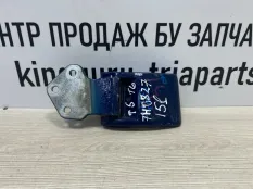Петля двери Volkswagen Transporter 2009-2015 7H0827151 T5 РЕСТАЙЛИНГ, задняя левая