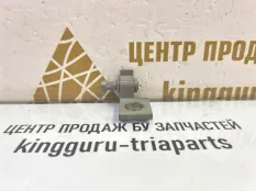 Петля двери Volkswagen Tiguan 2016-2020 8X4833406A 2 AD1 ДО РЕСТАЙЛИНГ, правая