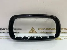 Молдинг решетки радиатора BMW X5 2013-2018 51117309775 F15, правый