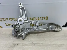 Кронштейн подножки BMW K83 2018 - 2023 46718404012 F 900 R