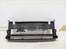 Дефлектор радиатора нижний BMW 3 2014 51747255414 F30 ДО РЕСТАЙЛИНГ N47T 2.0 ДИЗЕЛЬ