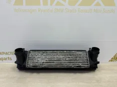 Радиатор интеркулера BMW 3 2014 17517600530 F30 ДО РЕСТАЙЛИНГ N47T 2.0 ДИЗЕЛЬ