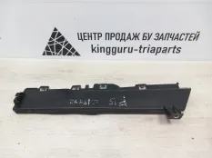 Дефлектор радиатора BMW X5 2013-2018 C18492 F15, правый