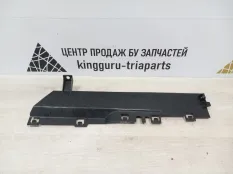 Дефлектор радиатора BMW X5 2013-2018 C18492 F15, правый