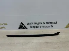 Молдинг лобового стекла BMW 3 2014 51317258188 F30 ДО РЕСТАЙЛИНГ N47T 2.0 ДИЗЕЛЬ, правый