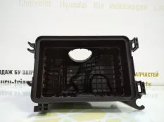 Корпус воздушного фильтра нижняя часть Hyundai Elantra 2015-2019 28112F2000 6 AD ДО РЕСТАЙЛИНГ