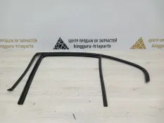 Уплотнитель стекла двери BMW 3 2014 51357258327 F30 ДО РЕСТАЙЛИНГ N47T 2.0 ДИЗЕЛЬ, задний левый
