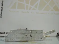 Кронштейн усилителя бампера BMW X5 2013-2018 51647294507 F15, передний левый