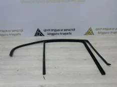 Уплотнитель стекла двери BMW 3 2014 51357258328 F30 ДО РЕСТАЙЛИНГ N47T 2.0 ДИЗЕЛЬ, задний правый