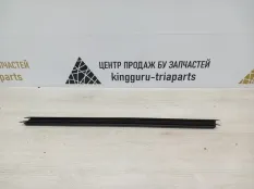 Уплотнитель стекла двери BMW 3 2017 51337258299 F30 РЕСТАЙЛИНГ B47D20A 2.0 ДИЗЕЛЬ, передний левый