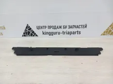 Дефлектор радиатора верхний BMW 3 2017 17117600543 F30 РЕСТАЙЛИНГ B47D20A 2.0 ДИЗЕЛЬ