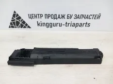 Дефлектор радиатора BMW 3 2014 17117600537 F30 ДО РЕСТАЙЛИНГ N47T 2.0 ДИЗЕЛЬ, правый