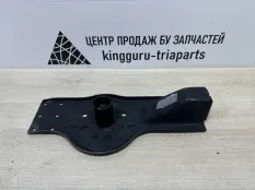 Кронштейн передней панели Volkswagen Transporter 2015-2019 7J0803457 T6 ДО РЕСТАЙЛИНГ, левый