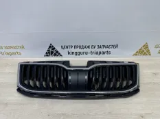 Решетка радиатора Skoda Octavia 2017-2020 5E0853653A A7 5E3 РЕСТАЙЛИНГ