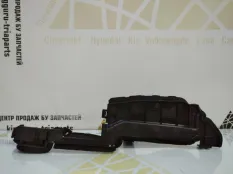 Дефлектор радиатора Changan CS55 2017-2024 8112140AW20, правый