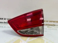 Фонарь внутренний Hyundai IX35 2010-2013 924062Y000 LM ДО РЕСТАЙЛИНГ, правый
