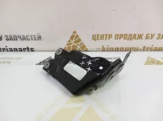 Кронштейн крыла BMW X5 2019-2023 41007492372 G05, передний правый