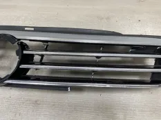 Решетка радиатора Volkswagen Passat 2014-2020 3G0853653 B8 3G1 ДО РЕСТАЙЛИНГ