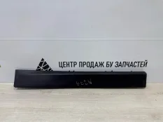Молдинг двери BMW X1 2015-2019 51137352094 F48, задний правый