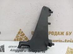 Кронштейн жалюзей воздуховода BMW 5 2017-2019 1126420XX G30 ДО РЕСТАЙЛИНГ, левый