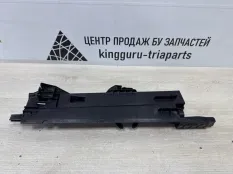 Кронштейн радиатора BMW X5 2010-2013 6969003 E70 РЕСТАЙЛИНГ, правый