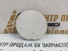 Заглушка буксировочного крюка Lada Largus 2012-2021 8450000302 1 R90 ДО РЕСТАЙЛИНГ, передняя