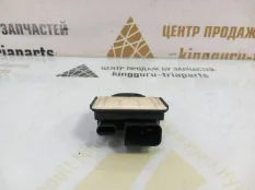 Реле свечей накала BMW 5 2009-2013 12218570087 F10 ДО РЕСТАЙЛИНГ
