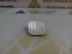 Заглушка буксировочного крюка Toyota Prius 2003-2009 5212847010 WV20 ДО РЕСТАЙЛИНГ