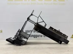 Кронштейн фары BMW X3 2010-2014 51647210500 F25, правый