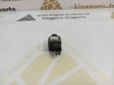 Камера кругового обзора Volkswagen Passat 2014-2020 5Q0980546A B8 3G1 ДО РЕСТАЙЛИНГ, передняя