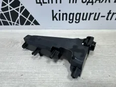 Кронштейн жалюзей воздуховода BMW 6 2017-2020 1149020 G32, правый