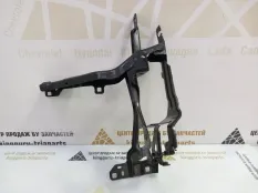 Кронштейн фары BMW X5 2019-2023 51647421709 G05, левый